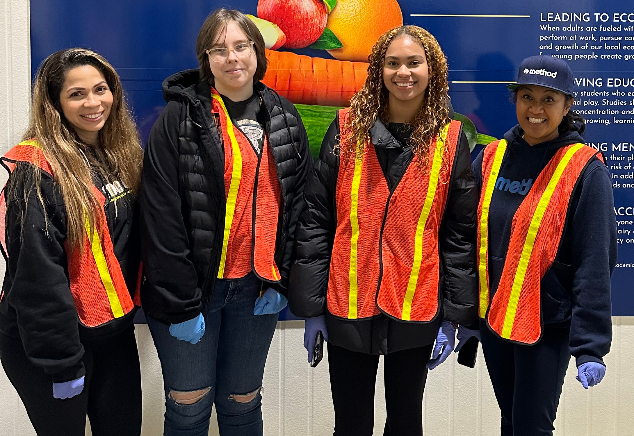 students and teachers volunteering-4